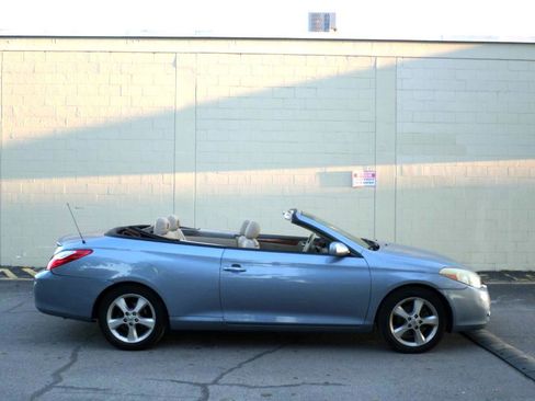 Used 2007 Toyota Solara SE image 1