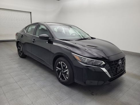 Used 2025 Nissan Sentra SV FWD image 13