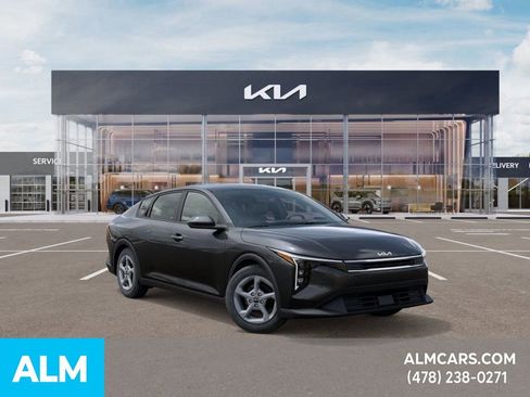 Used 2025 Kia K4 LXS image 10