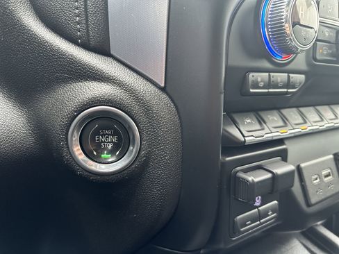 Used 2019 GMC Sierra 1500 SLT w/ SLT Premium Plus Package image 24