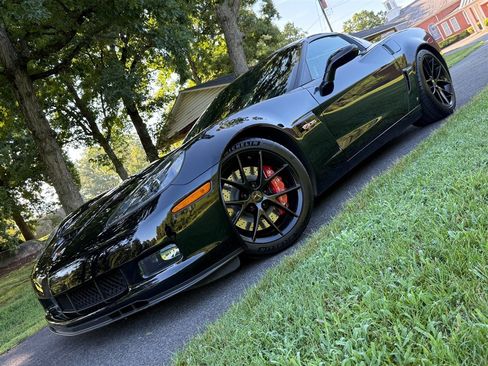 Used 2008 Chevrolet Corvette Z06 w/ Preferred Equipment Group RWD image 3