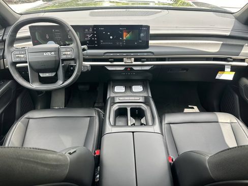 New 2027 Kia Telluride LX w/ Towing Package FWD image 18