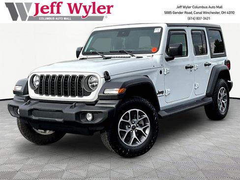 Used 2025 Jeep Wrangler Unlimited Sport AWD/4WD image 1