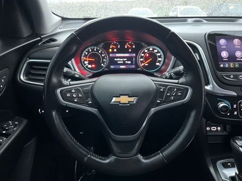 Used 2021 Chevrolet Equinox LT image 20