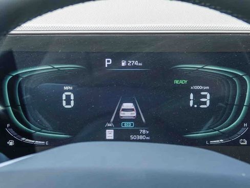 Certified 2023 Kia Niro EX FWD image 23