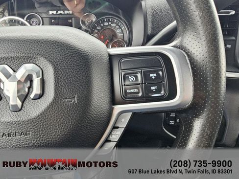 Used 2022 RAM 3500 Big Horn AWD/4WD image 23