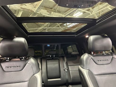 Used 2019 Ford F150 Raptor w/ Equipment Group 802A Luxury image 27