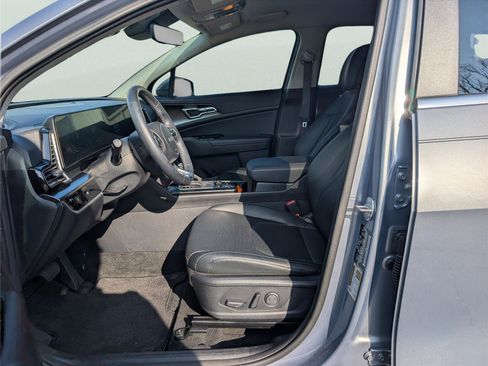 Used 2024 Kia Sportage EX image 20