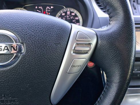 Used 2015 Nissan Sentra SR w/ SR Premium Package image 18