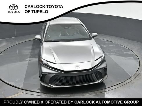 Used 2025 Toyota Camry SE w/ Convenience Package FWD image 33