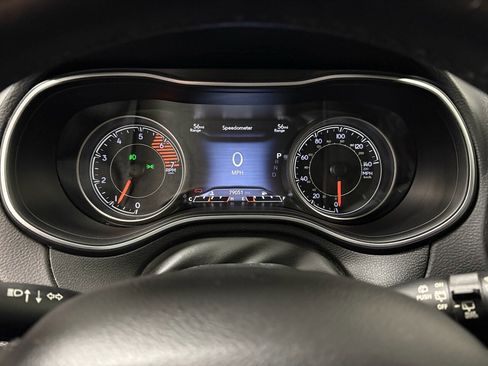 Used 2019 Jeep Cherokee Limited AWD/4WD image 26