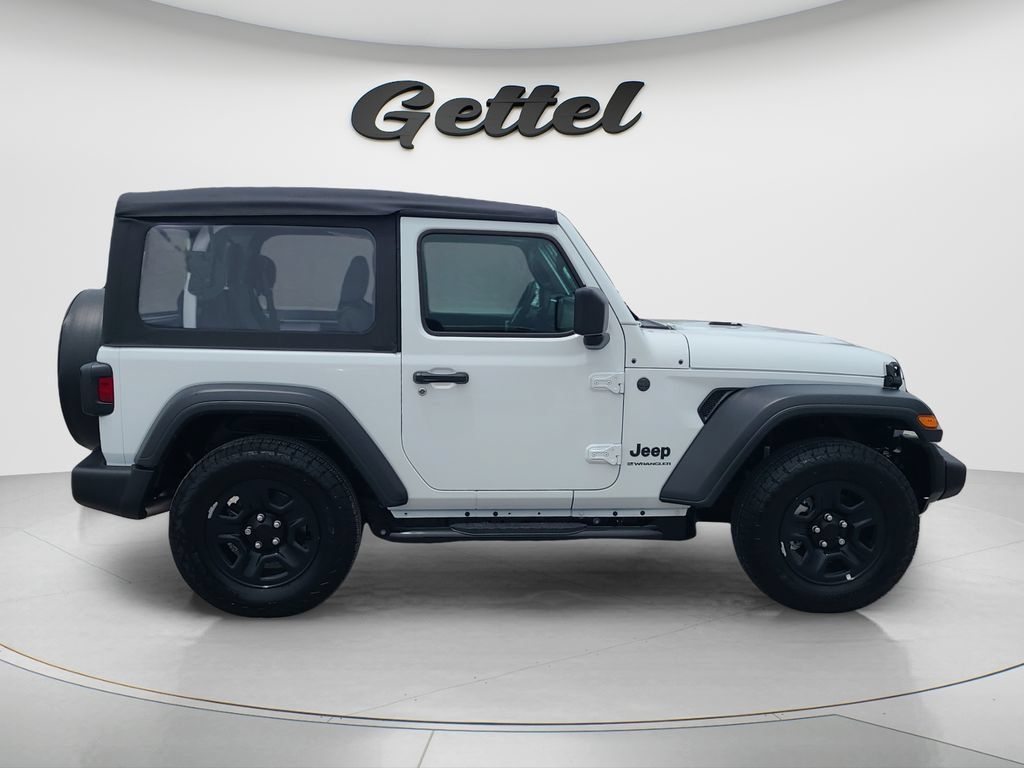 Used 2026 Jeep Wrangler Sport AWD/4WD image 3