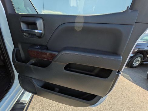 Used 2017 GMC Sierra 1500 SLE w/ SLE Value Package image 26