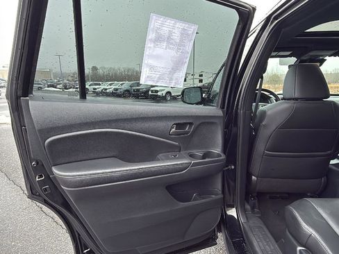 Used 2023 Honda Passport EX-L image 23