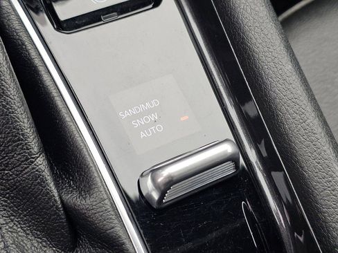 Used 2023 Jeep Compass Latitude image 15