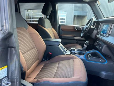 Used 2023 Ford Bronco Outer Banks AWD/4WD image 11