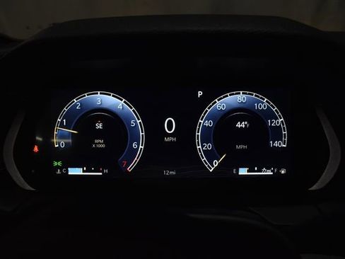 New 2025 Jeep Grand Cherokee Altitude image 24