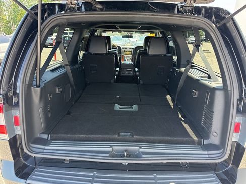 Used 2016 Lincoln Navigator L Select AWD/4WD image 12