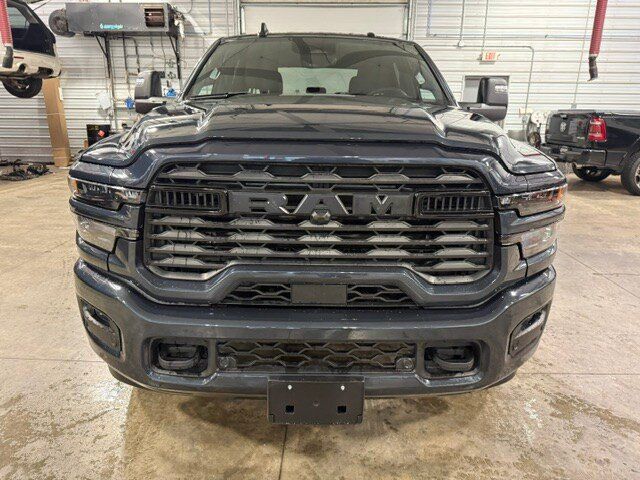 Used 2025 RAM 2500 Big Horn AWD/4WD image 41