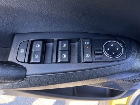 Certified 2024 Kia Seltos S image 18