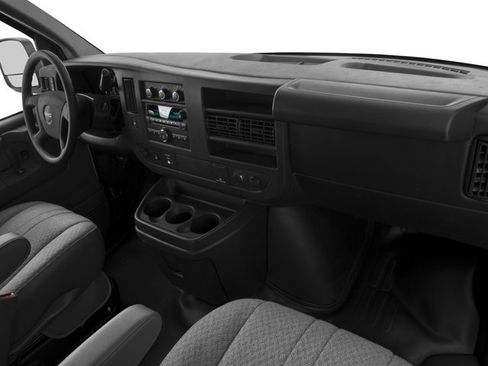 Used 2016 GMC Savana 2500 RWD image 17
