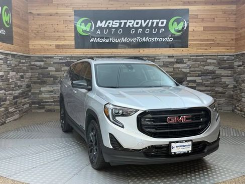 Used 2021 GMC Terrain SLE w/ Driver Convenience Package AWD/4WD image 2