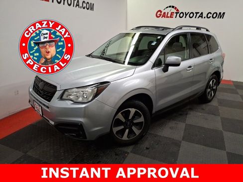 Used 2017 Subaru Forester 2.5i Limited image 1