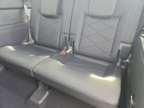 New 2026 Volkswagen Atlas SE image 23