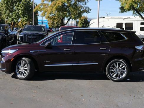 Used 2024 Buick Enclave Avenir w/ Avenir Technology Package image 3