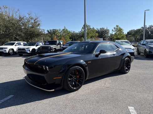 Used 2023 Dodge Challenger R/T Scat Pack image 4