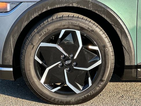 Certified 2024 Hyundai Ioniq 5 SEL image 31