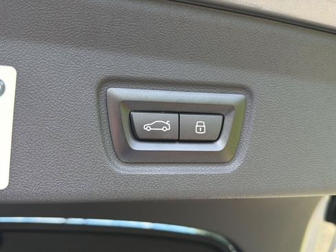 Used 2023 BMW i4 eDrive35 w/ Premium Package RWD image 35