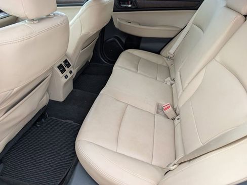 Used 2015 Subaru Outback 2.5i Limited AWD/4WD image 20