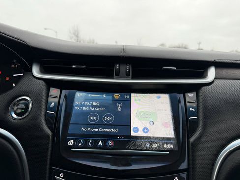 Used 2019 Cadillac XTS Luxury image 11