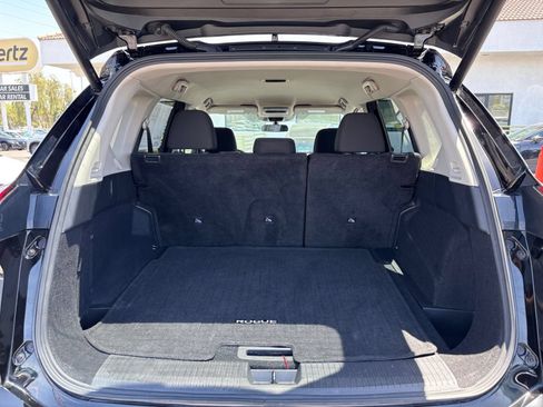 Used 2025 Nissan Rogue SV FWD image 28