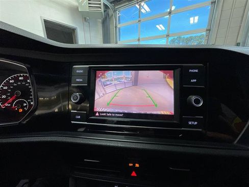 Used 2019 Volkswagen Jetta SE FWD image 19