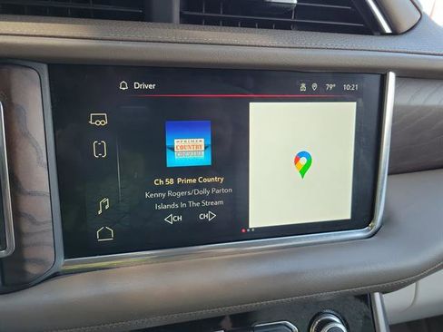 Used 2022 GMC Yukon XL Denali image 15