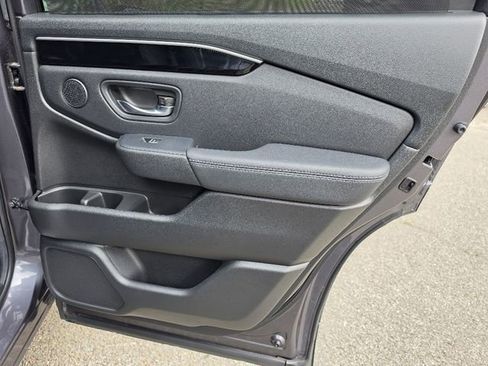 Certified 2023 Honda Pilot EX-L image 16