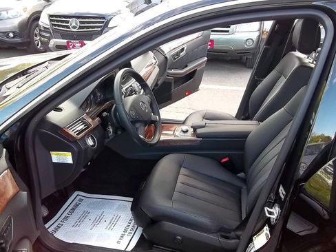 Used 2012 Mercedes-Benz E 350 4MATIC Sedan image 8
