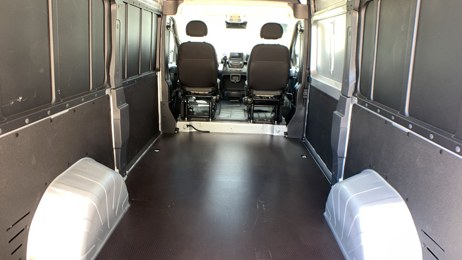 Used 2024 RAM ProMaster 1500 FWD image 28