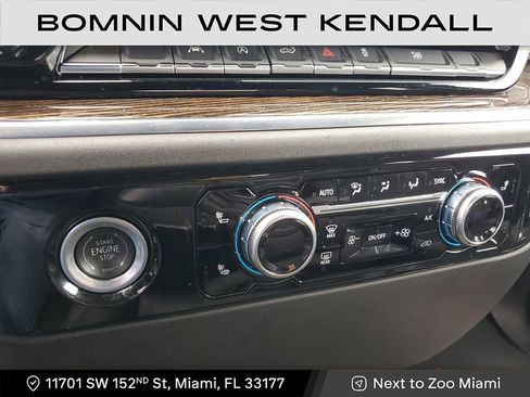 Used 2024 GMC Sierra 1500 Elevation image 16