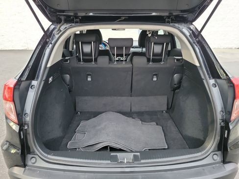 Used 2018 Honda HR-V EX image 22