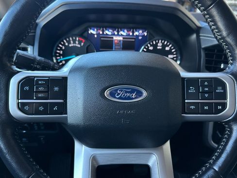 Used 2024 Ford Expedition Max XLT image 24