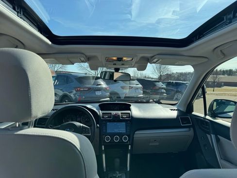 Used 2016 Subaru Forester 2.5i Premium image 14