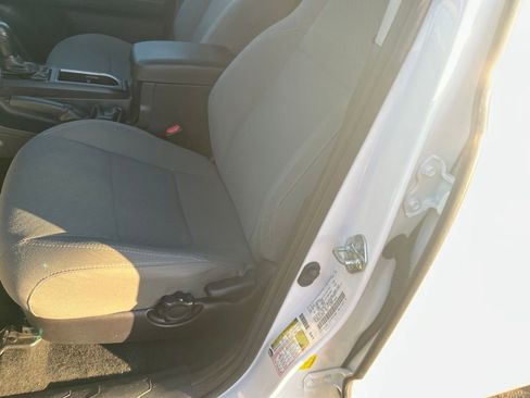 Used 2021 Toyota Tacoma SR5 image 11