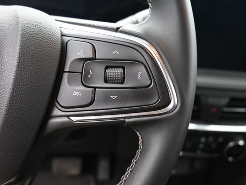 Used 2025 Buick Encore GX Preferred image 17