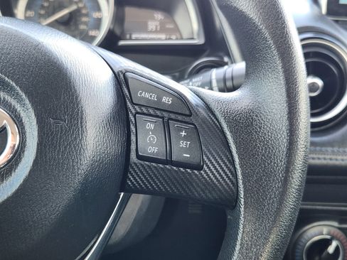 Used 2017 Toyota Yaris iA image 19