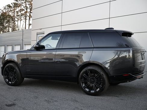 New 2026 Land Rover Range Rover SE image 7