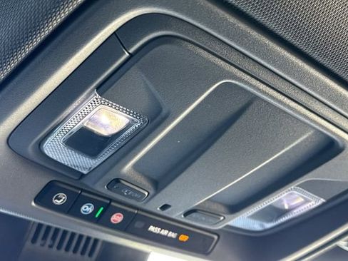 Used 2024 GMC Sierra 1500 SLT image 24