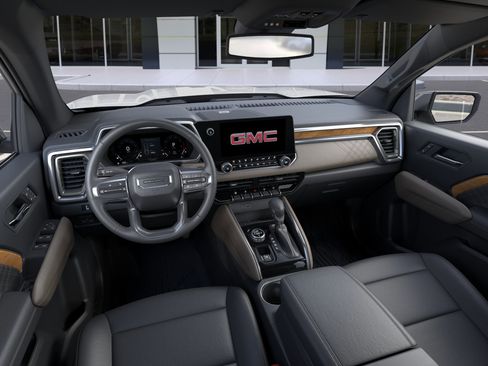 New 2026 GMC Canyon Denali AWD/4WD image 15